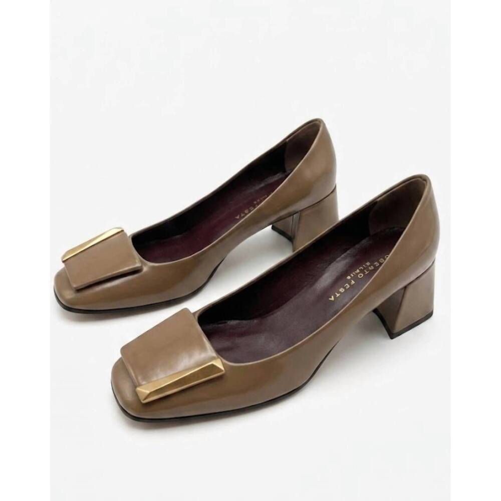NEW ROBERTO FESTA women's clory spazzolato buckle block heel in taupe
